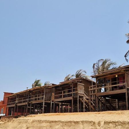 Case De Robinson Lome Ngoại thất bức ảnh