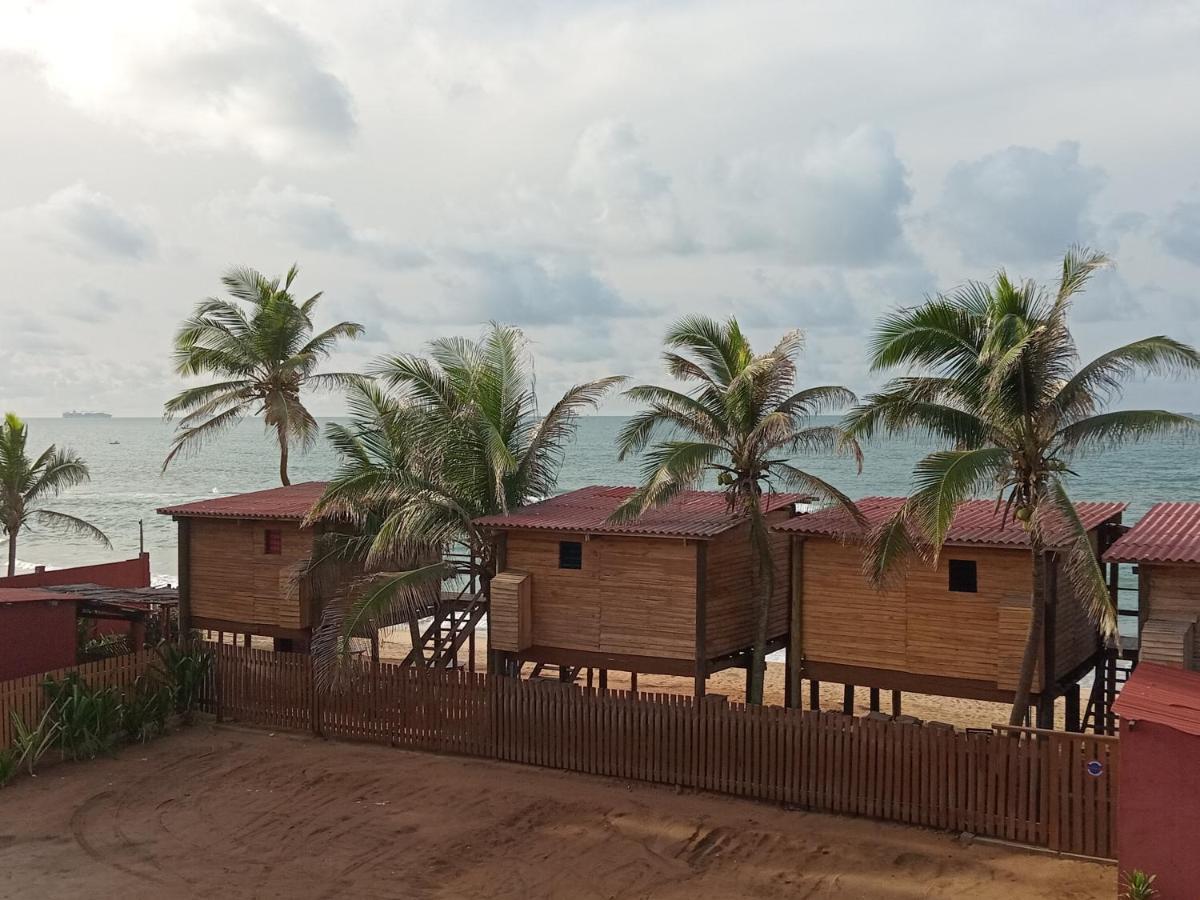 Case De Robinson Lome Ngoại thất bức ảnh